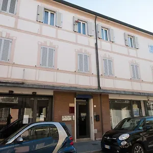 Happy House Apartment