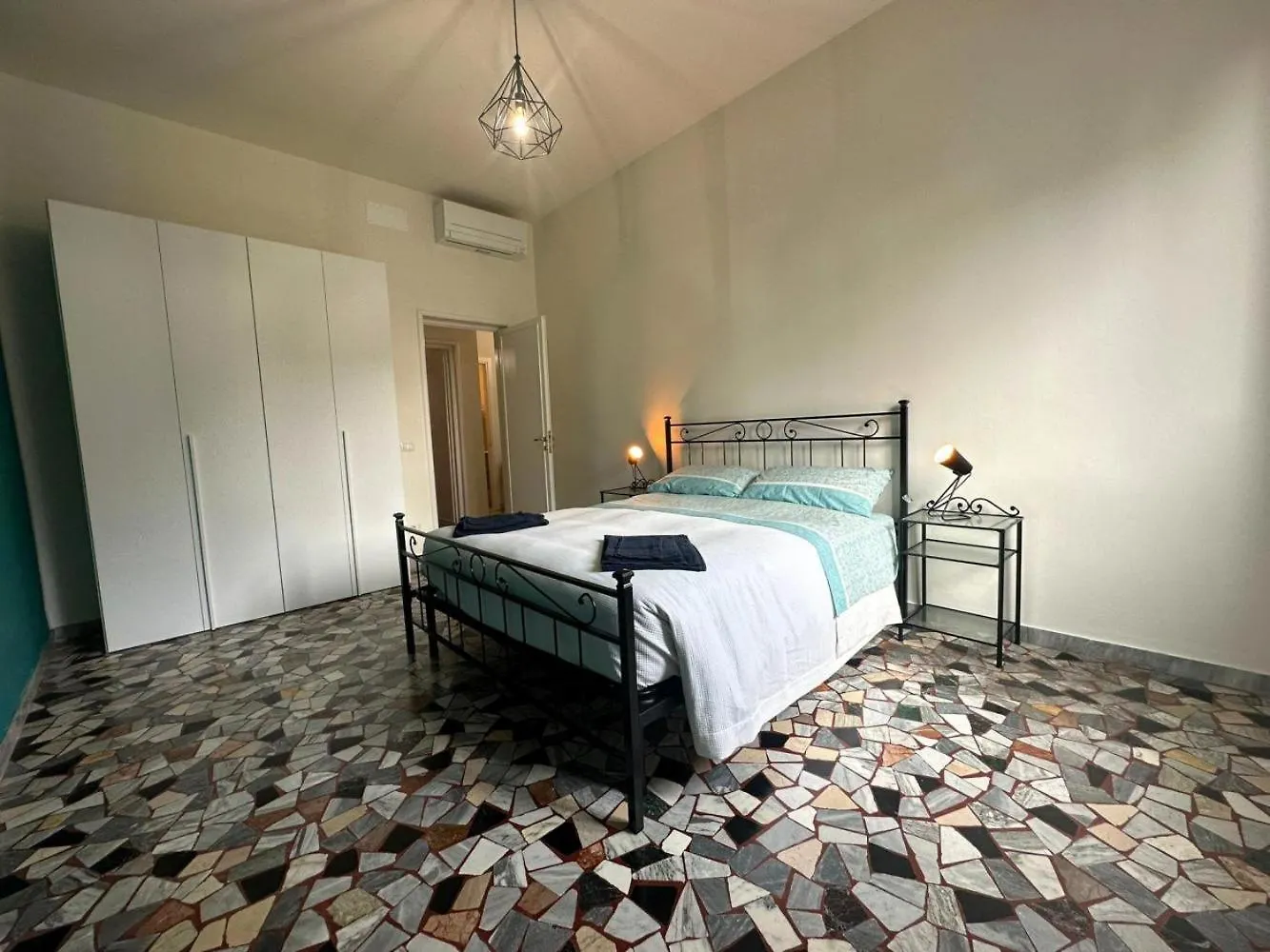 Casina Emma By Nicola Real Estate Apartment Viareggio 0*,