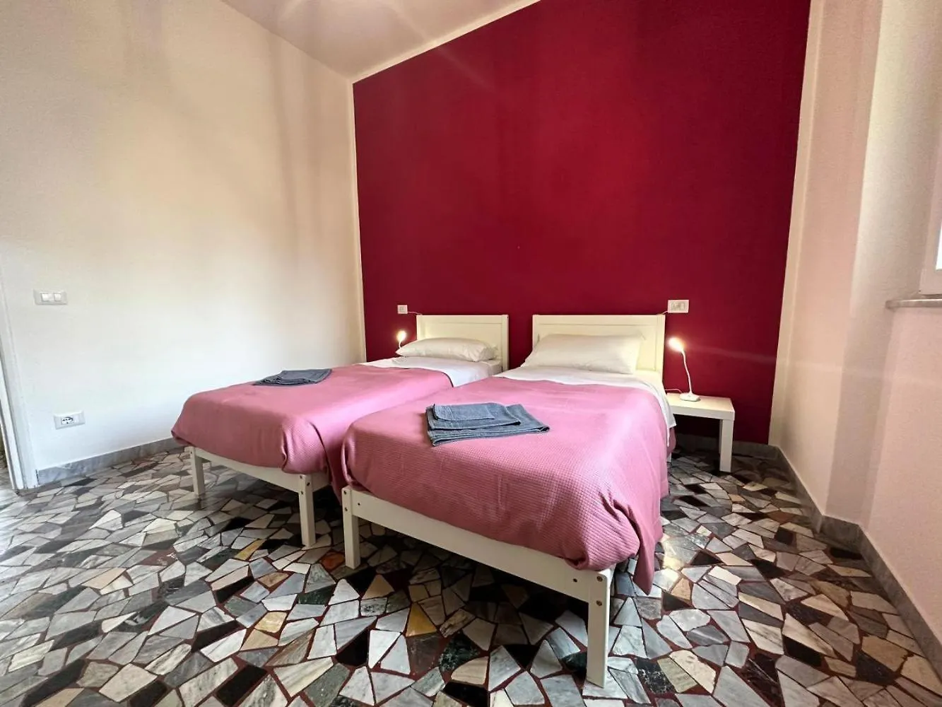 Casina Emma By Nicola Real Estate Apartment Viareggio