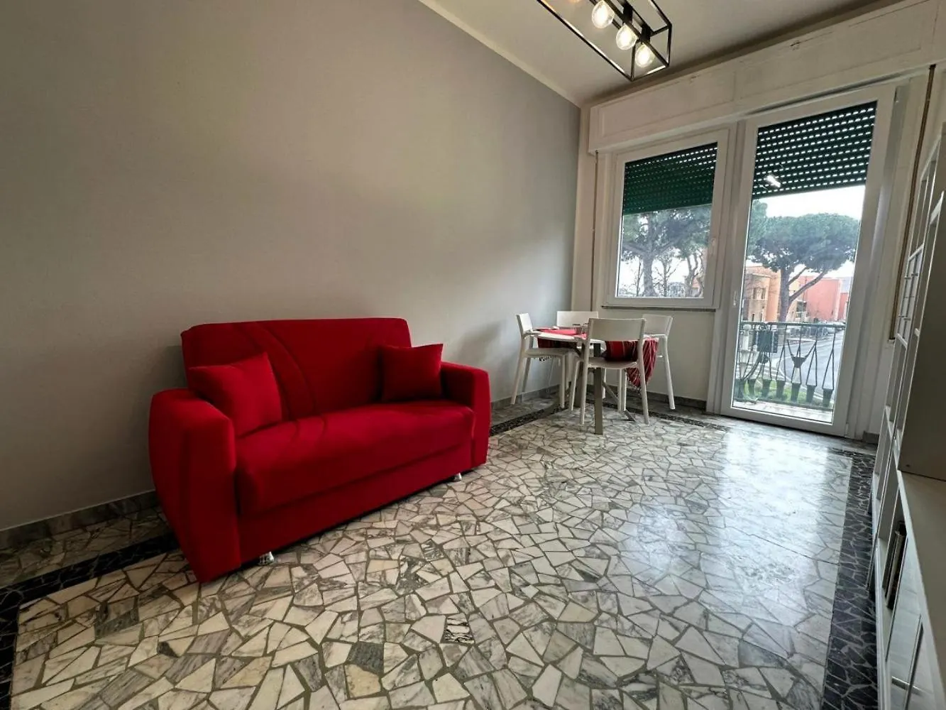 Casina Emma By Nicola Real Estate Apartment Viareggio